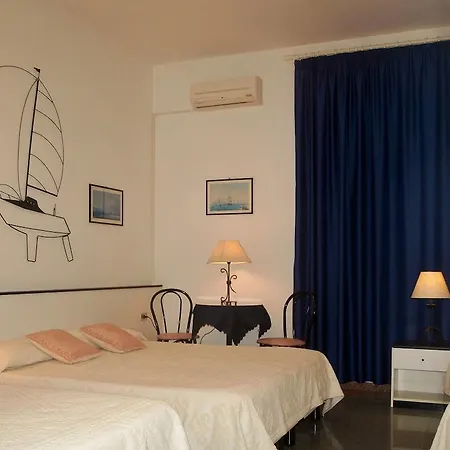 La Conchiglia 3*