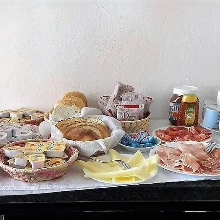 La Conchiglia 3* Ла-Маддалена